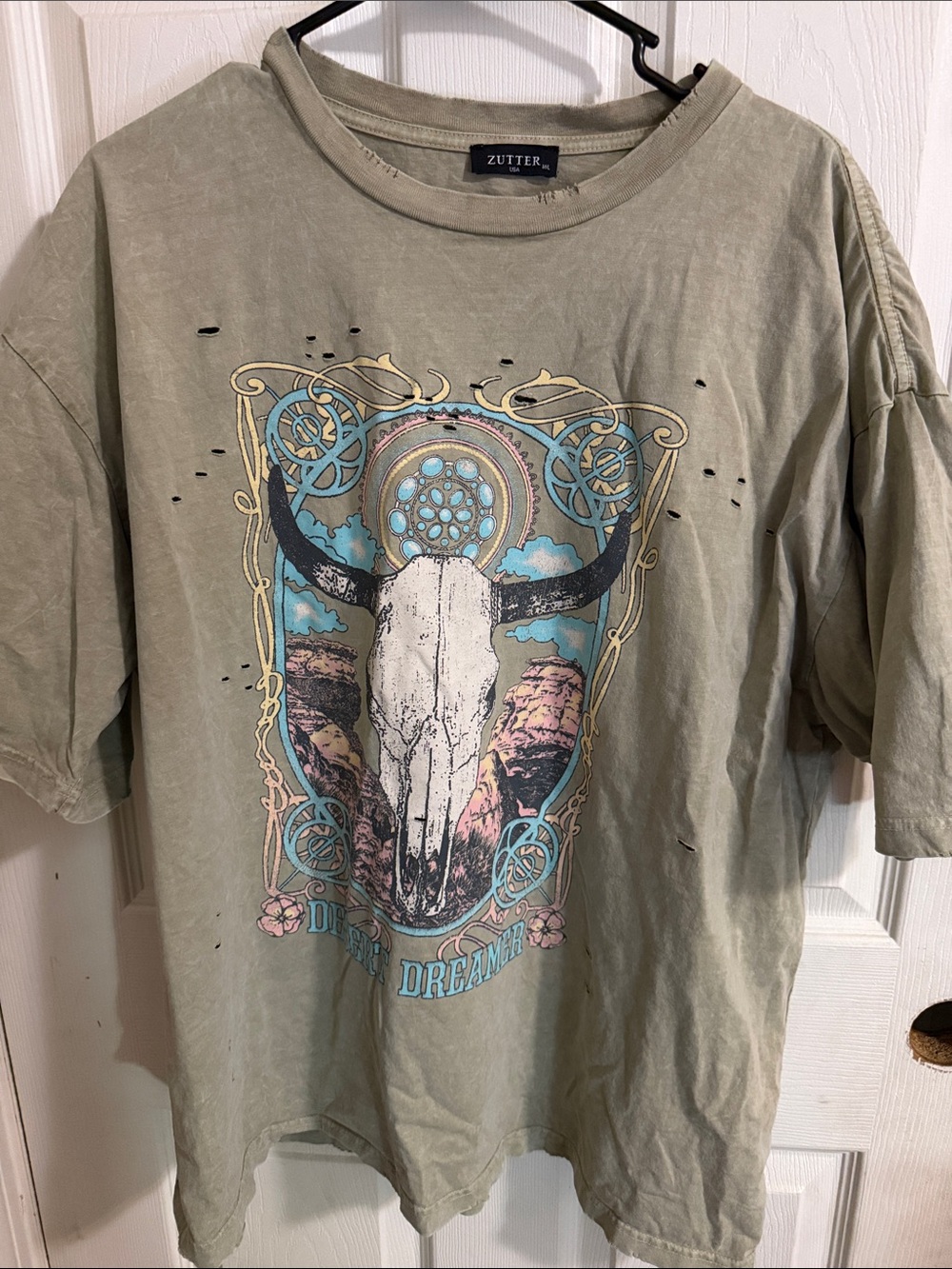 Zutter Women's Olive Graphic Short-Sleeve Tee - Desert Dreamer Skull